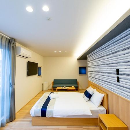Aparthotel Grand Base Hiroshima Hikarimachi Esterno foto